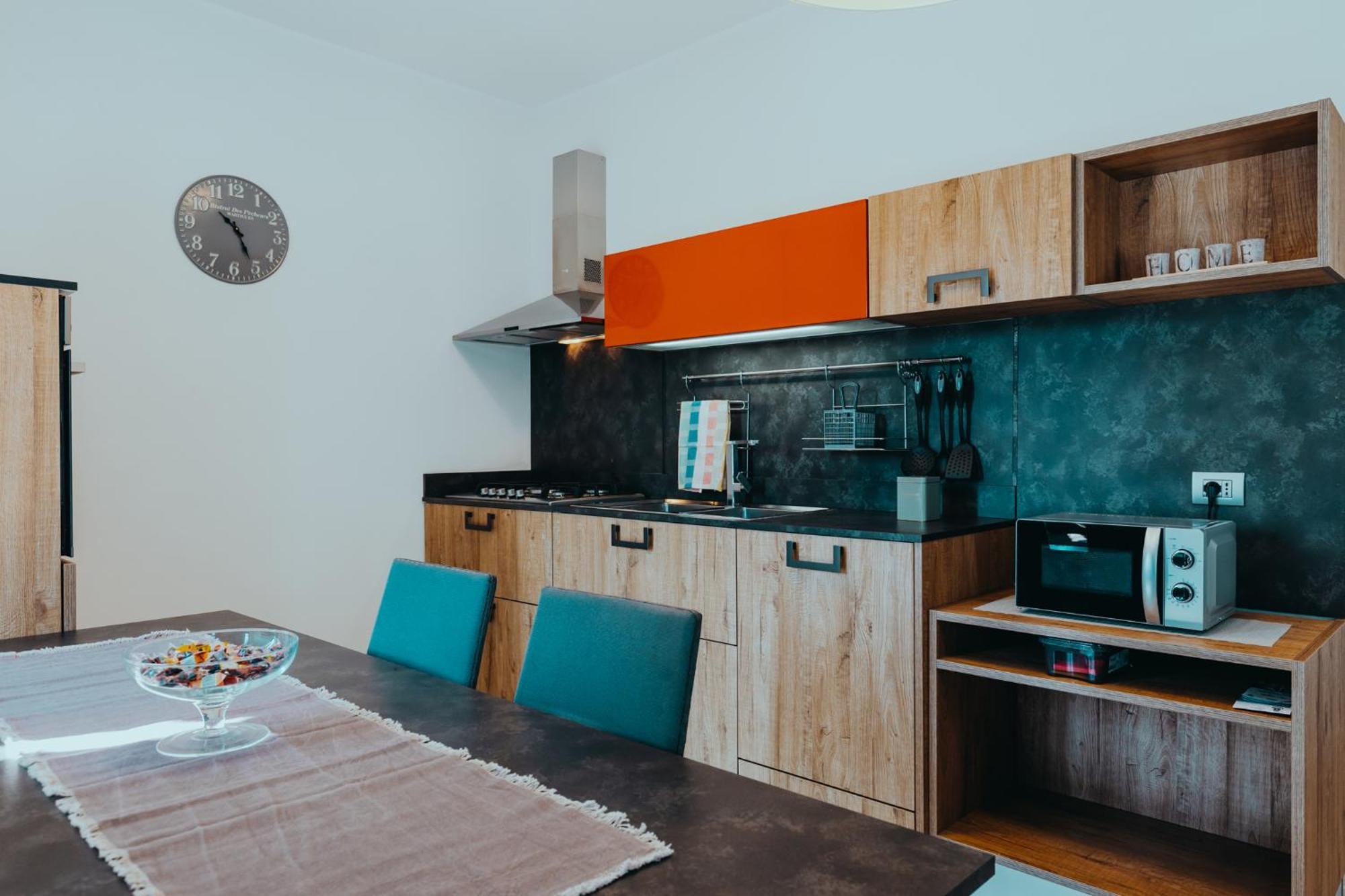 Ferienwohnung The Attico Padenghe sul Garda Exterior foto